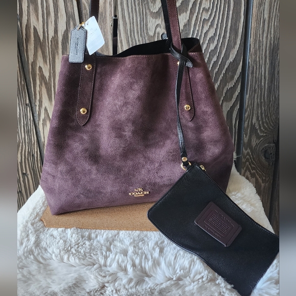 NWT Coach Reversible Market Tote Suade & Saffino - Picture 1 of 11